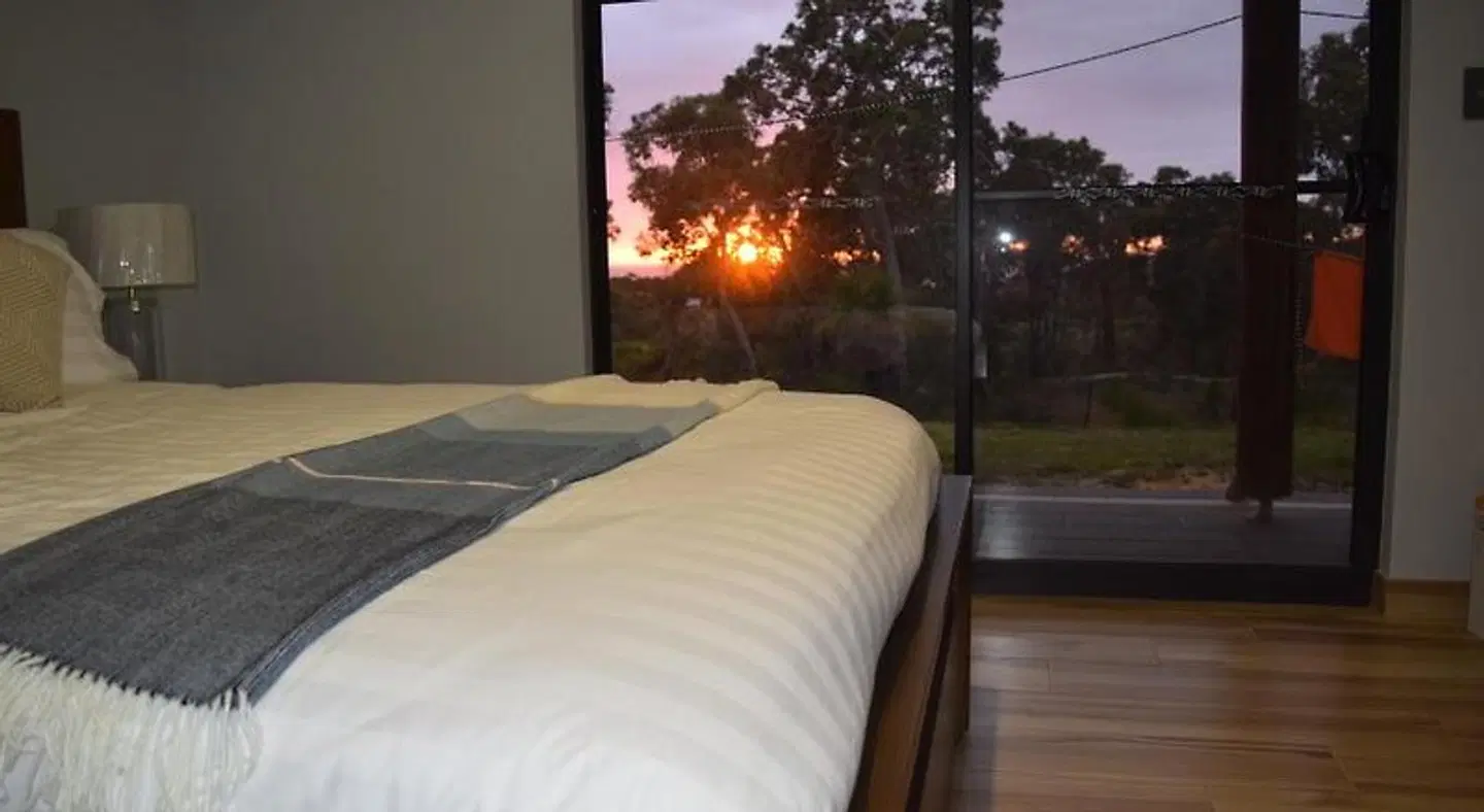 Eagle Bay House ROOM_EXAMPLE