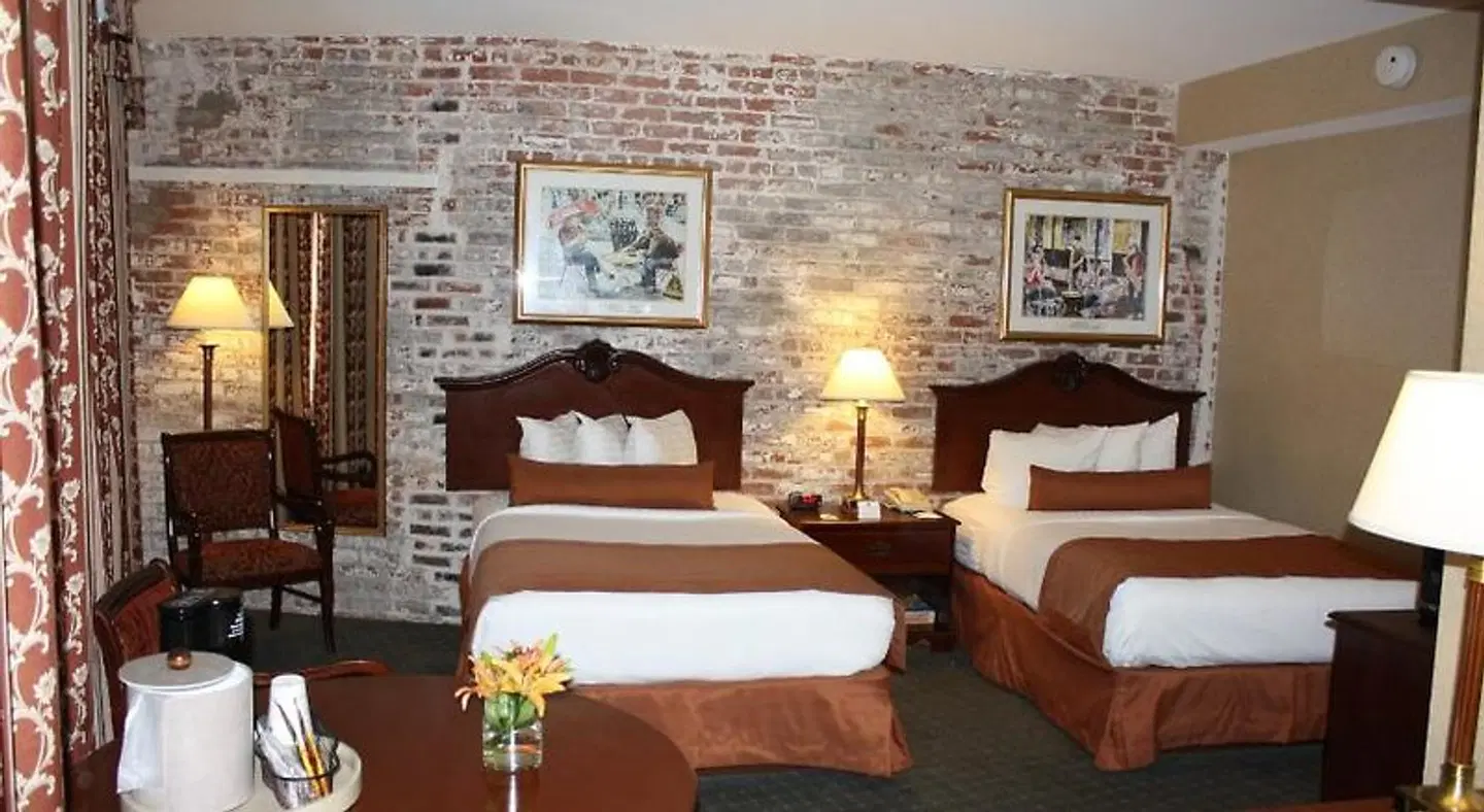 Best Western Plus St. Christopher Hotel ROOM_EXAMPLE