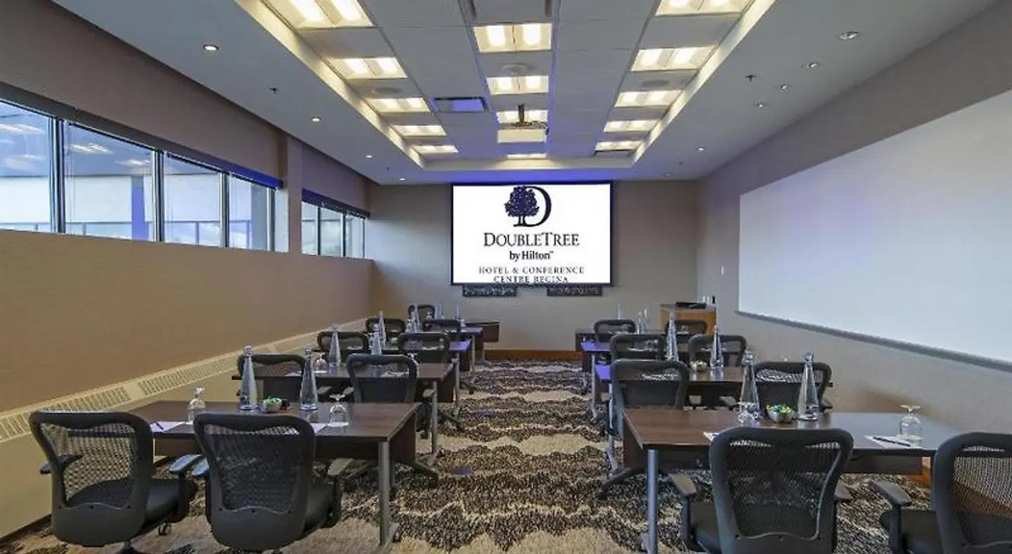 DoubleTree by Hilton Hotel & Conference Centre Regina Konferenz