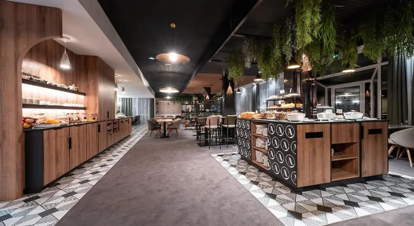 Novotel Chartres LOUNGE_LOBBY
