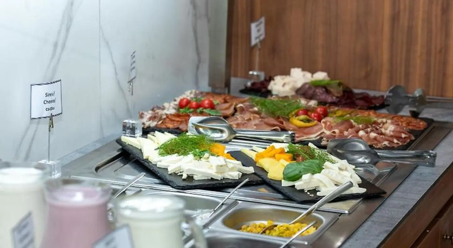 Hotel Wow Restaurant