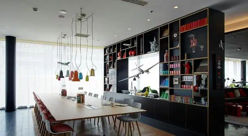 citizenM Paris Charles de Gaulle – Hotelfoto