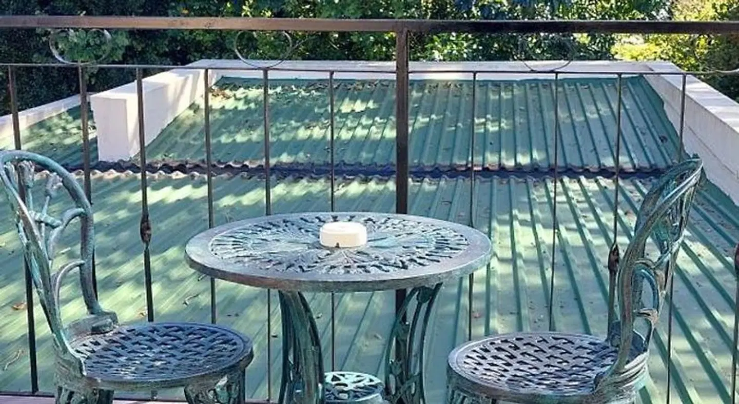 Riversong Guest House Terrasse