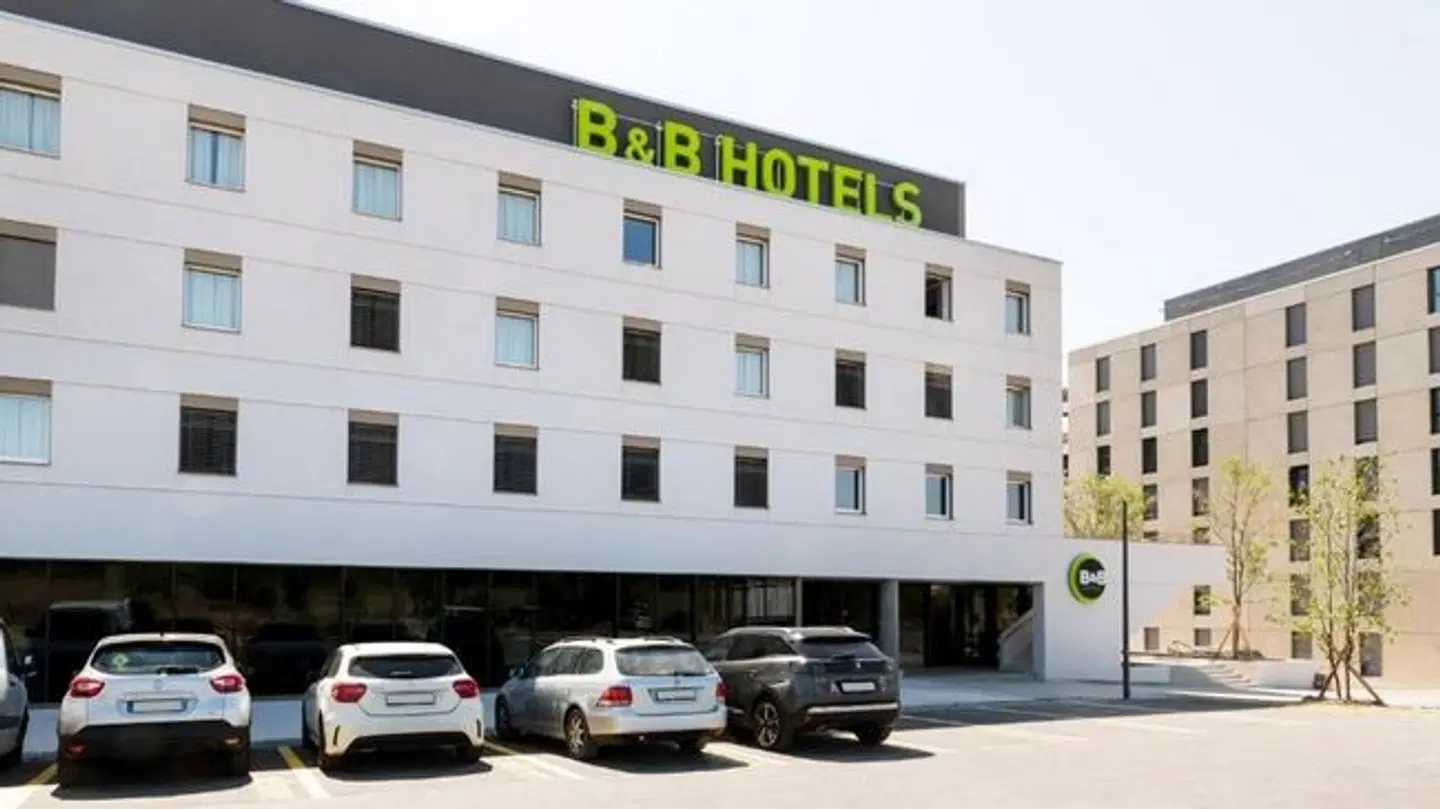 B&B Hotel Nyon EXTERIOR