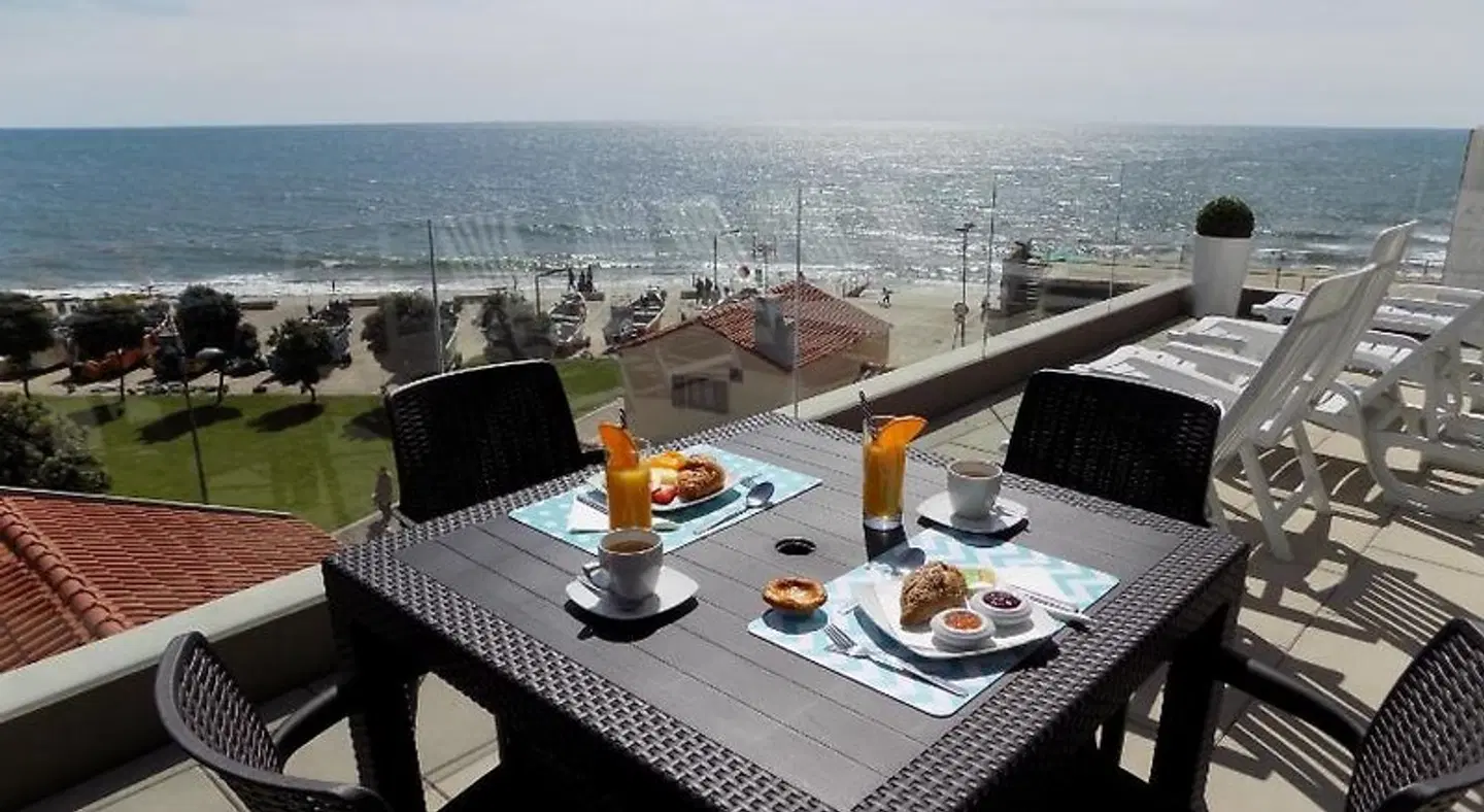 CMB Guesthouse Terrasse
