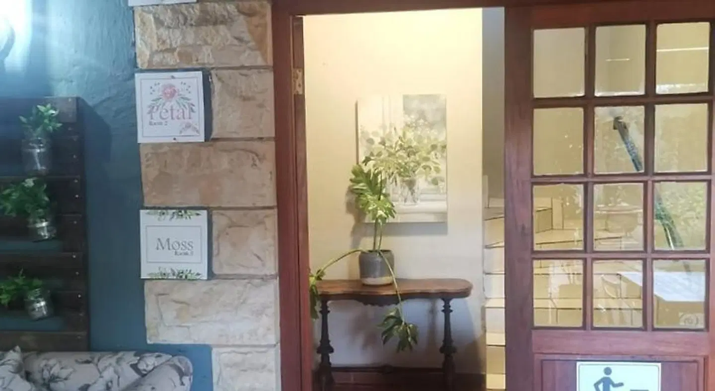 By The Way Guesthouse ROOM_EXAMPLE