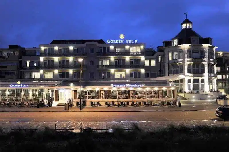 Two Brothers Noordwijk Beach Hotel – Hotelfoto