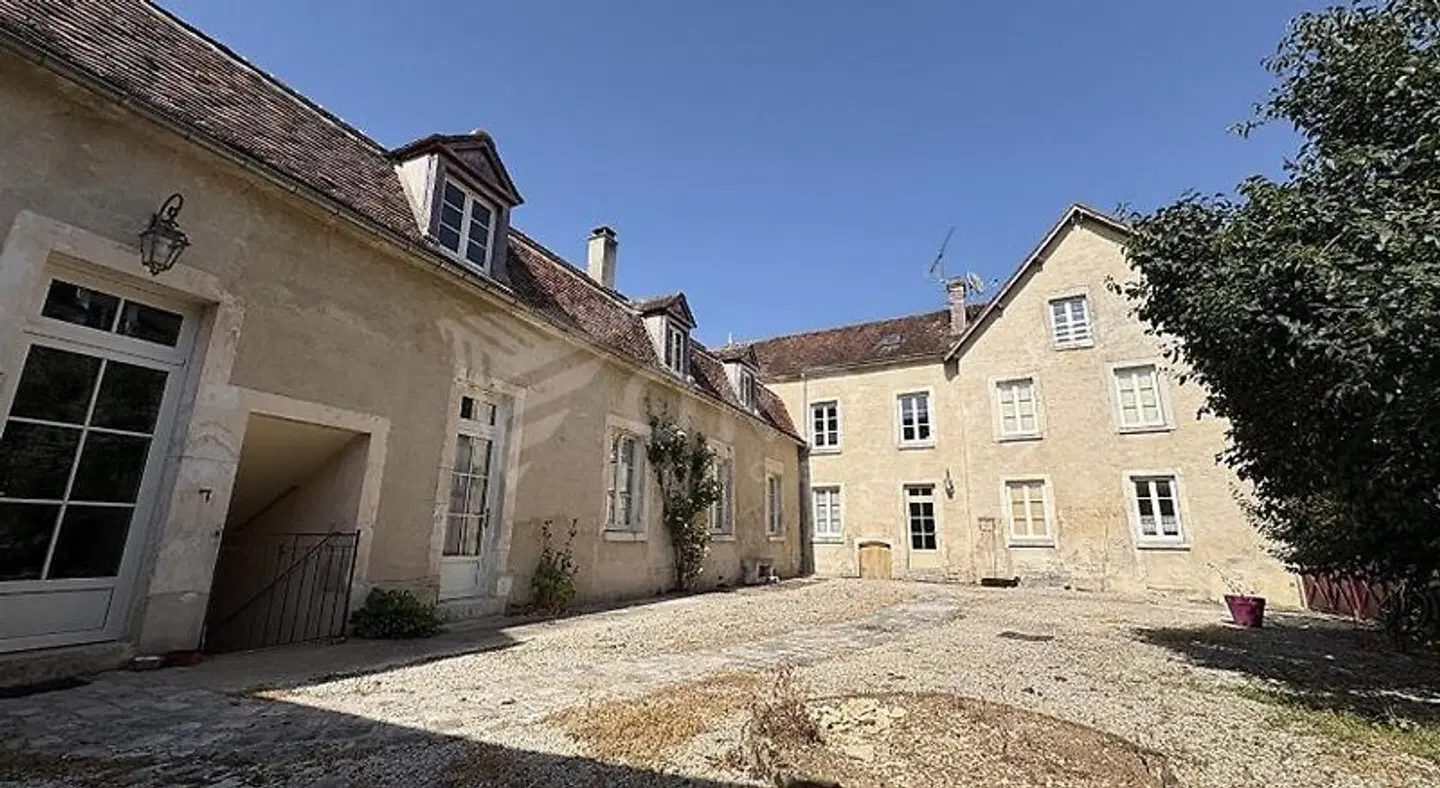 Hostellerie des Clos EXTERIOR