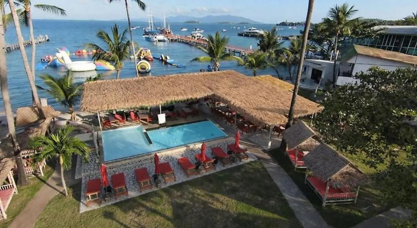 Samui Pier Beach Front & Resort OUTDOOR_POOL