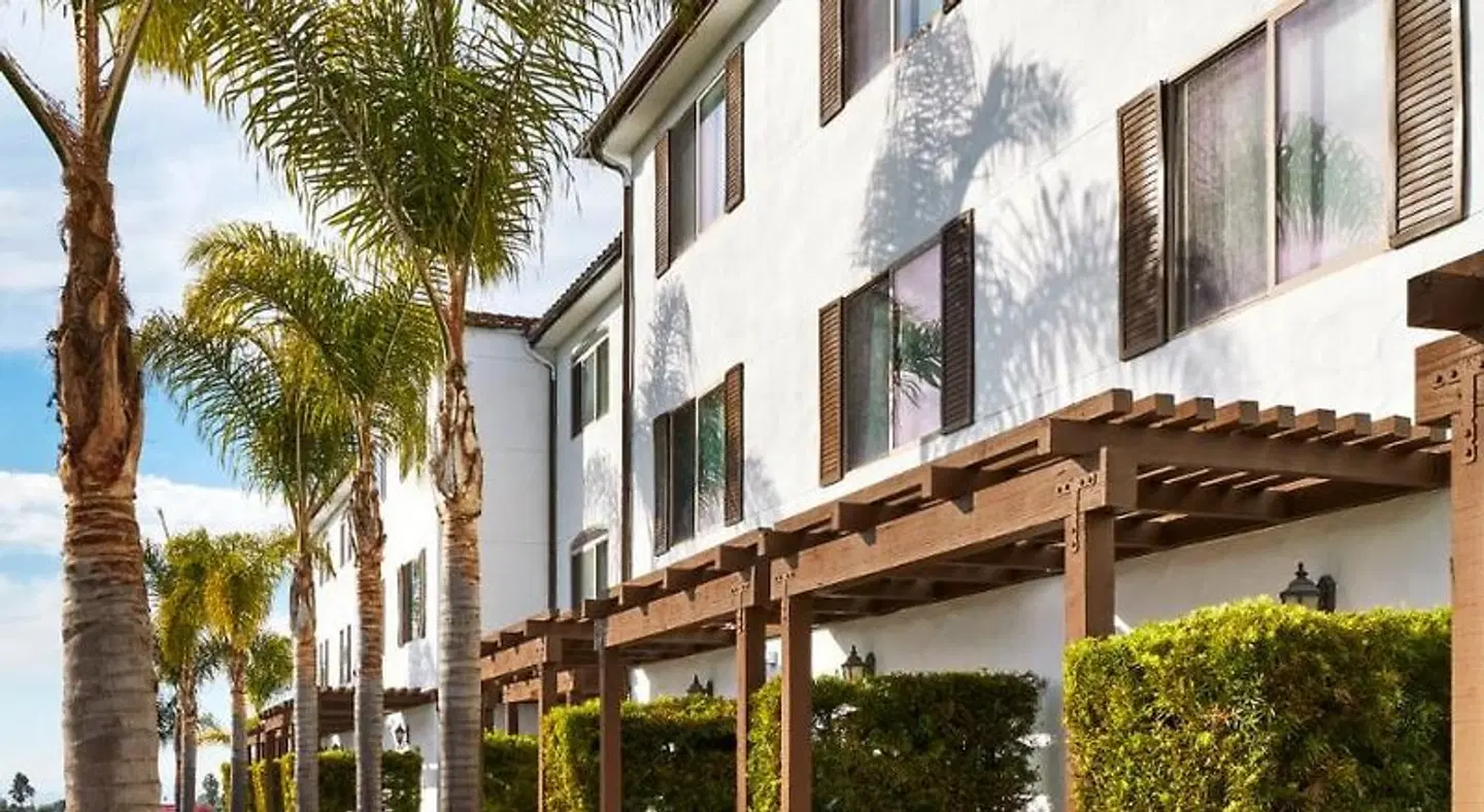 Hilton Garden Inn San Luis Obispo/Pismo Beach EXTERIOR