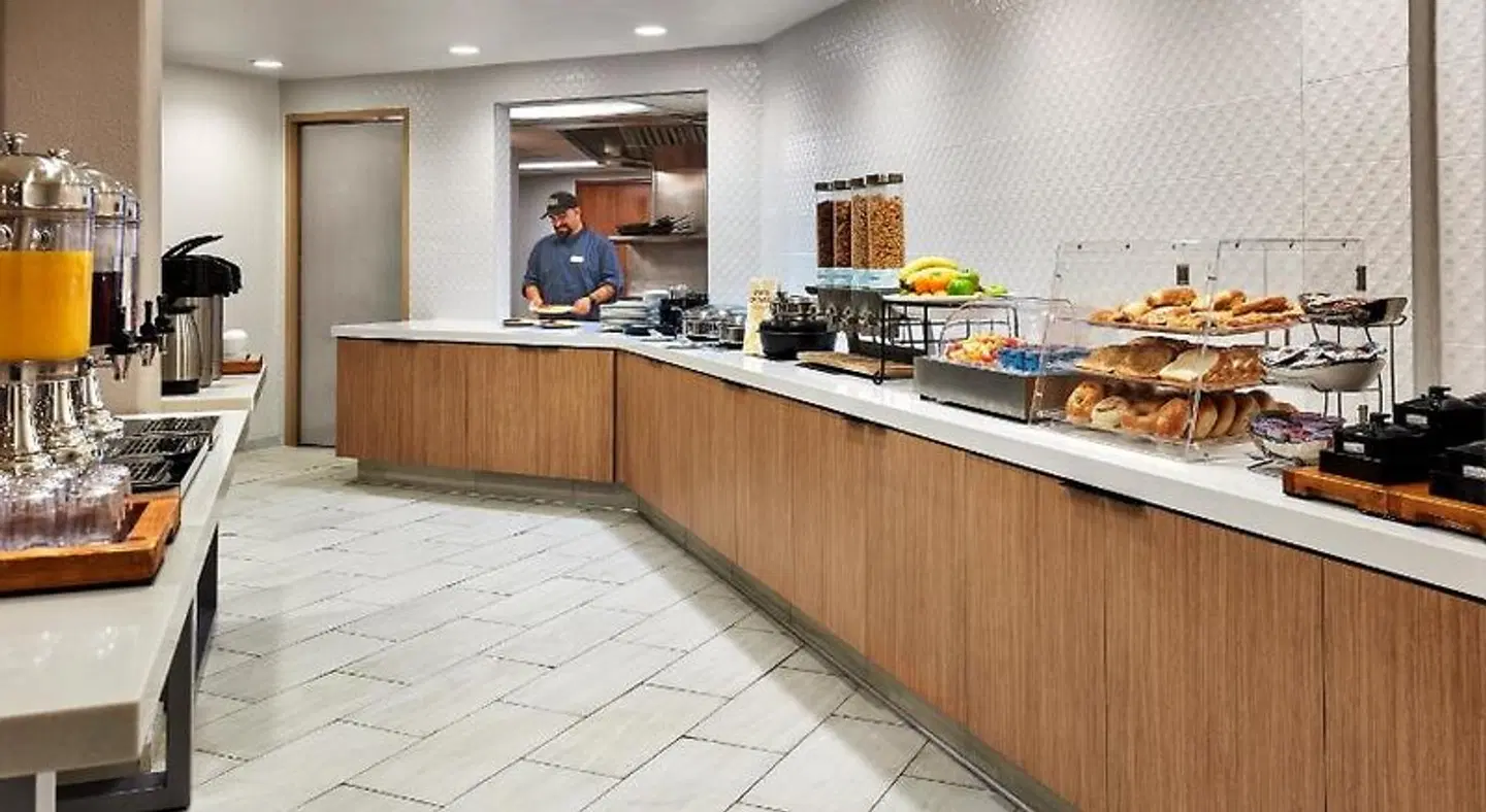 Hilton Garden Inn San Luis Obispo/Pismo Beach Restaurant
