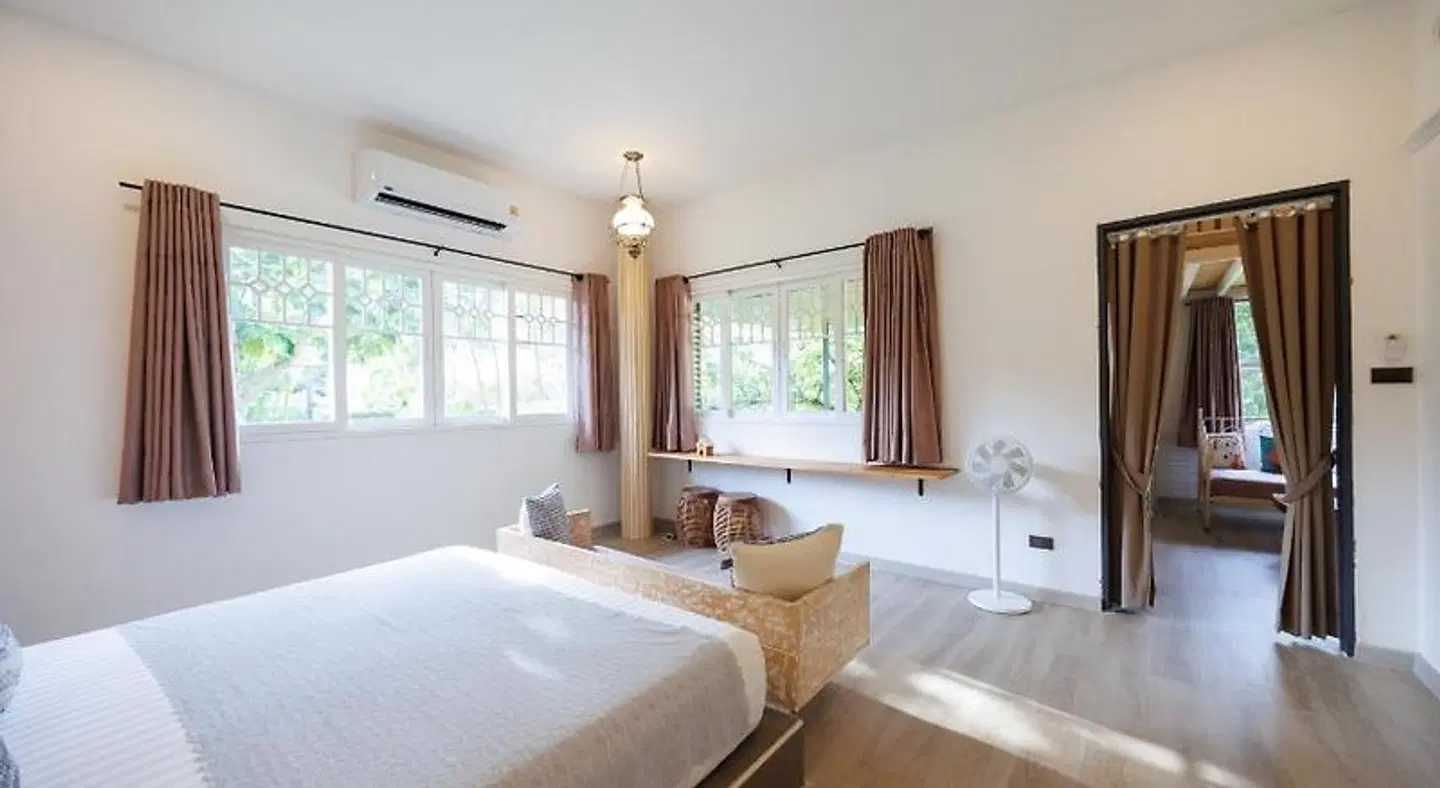 Perennial Resort ROOM_EXAMPLE