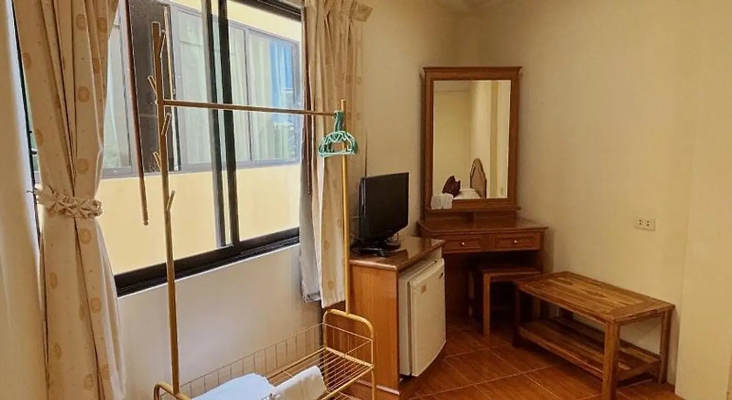 Kata View Guest House ROOM_EXAMPLE