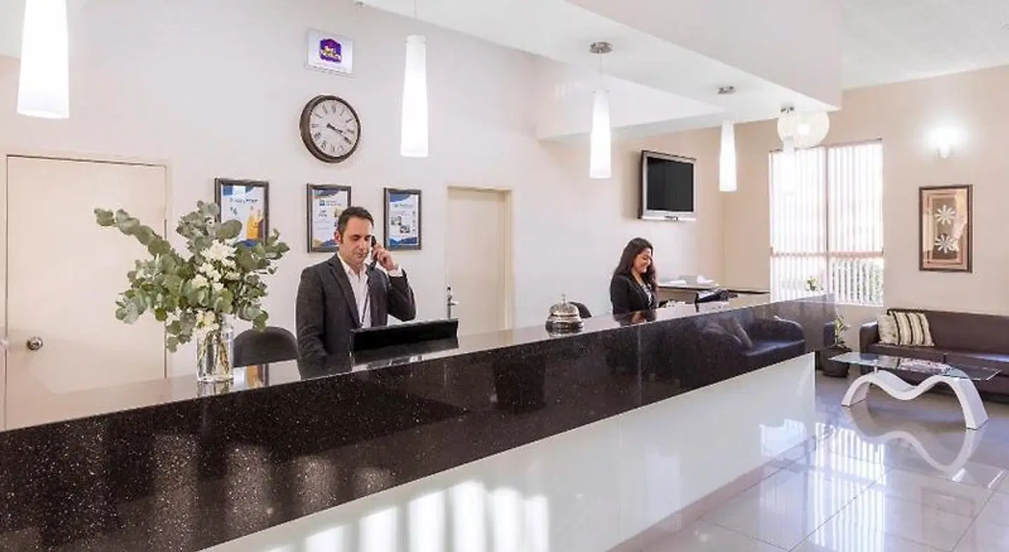 BreakFree Queanbeyan LOUNGE_LOBBY