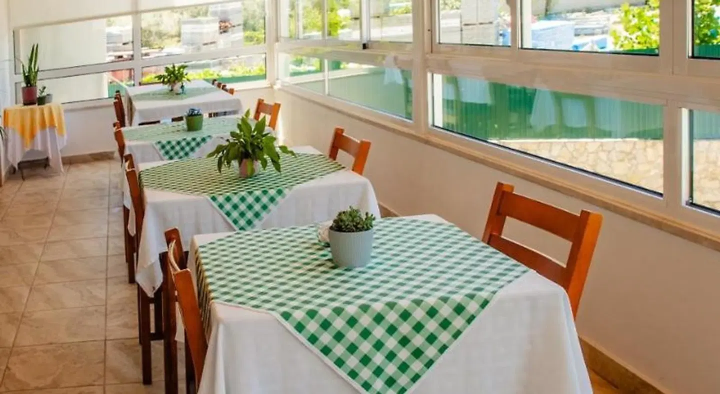 Larverde Terrasse