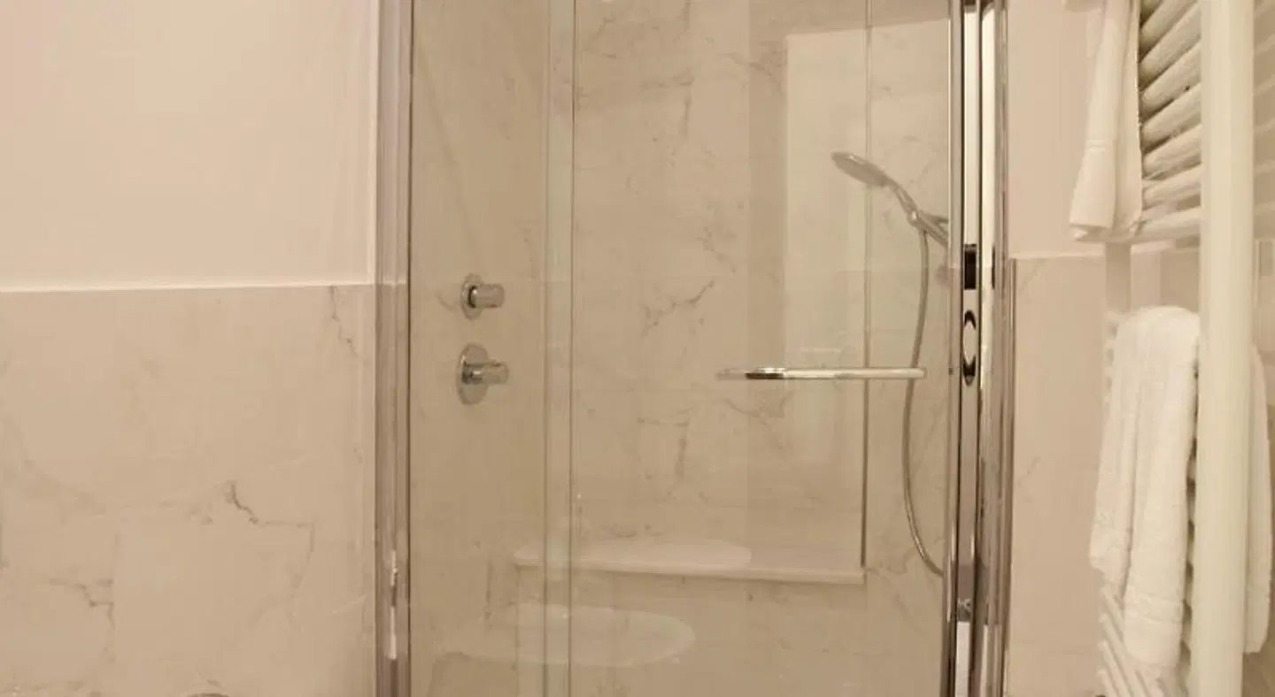 Ligure Badezimmer