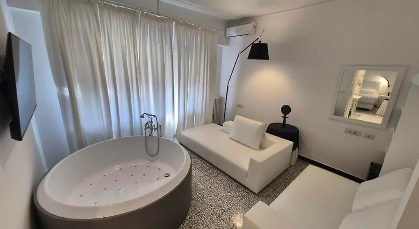 Eveline 2 - Piscina Privata o Jacuzzi HEALTH_BEAUTY
