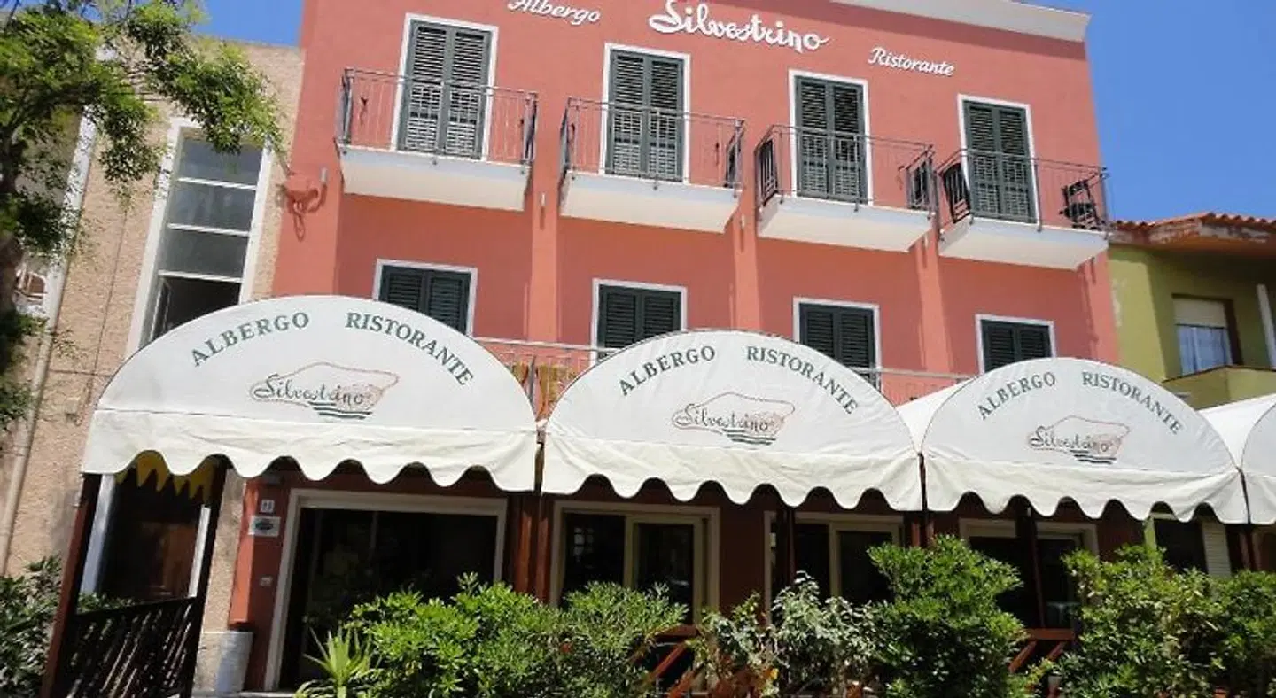 Silvestrino EXTERIOR