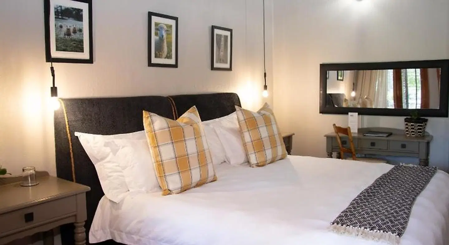 Sherewood Lodge ROOM_EXAMPLE