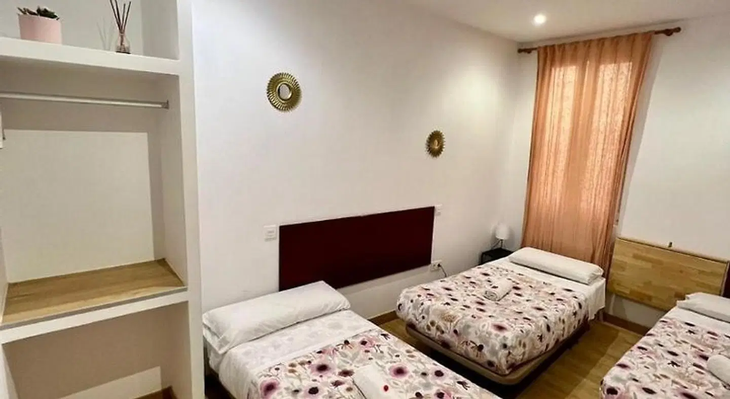 Hostal La Casa de La Plaza ROOM_EXAMPLE