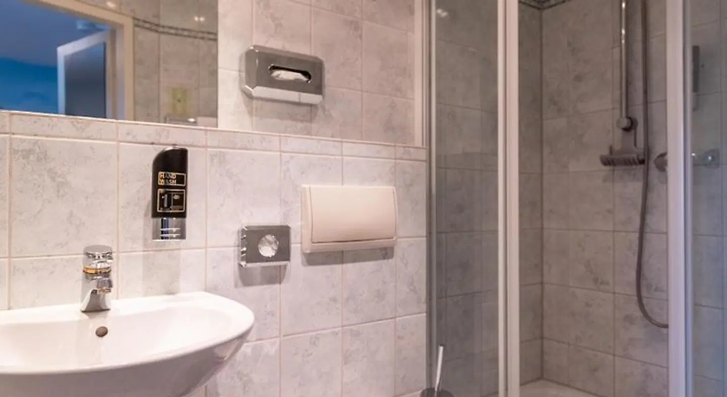 Art Hotel Aachen Badezimmer