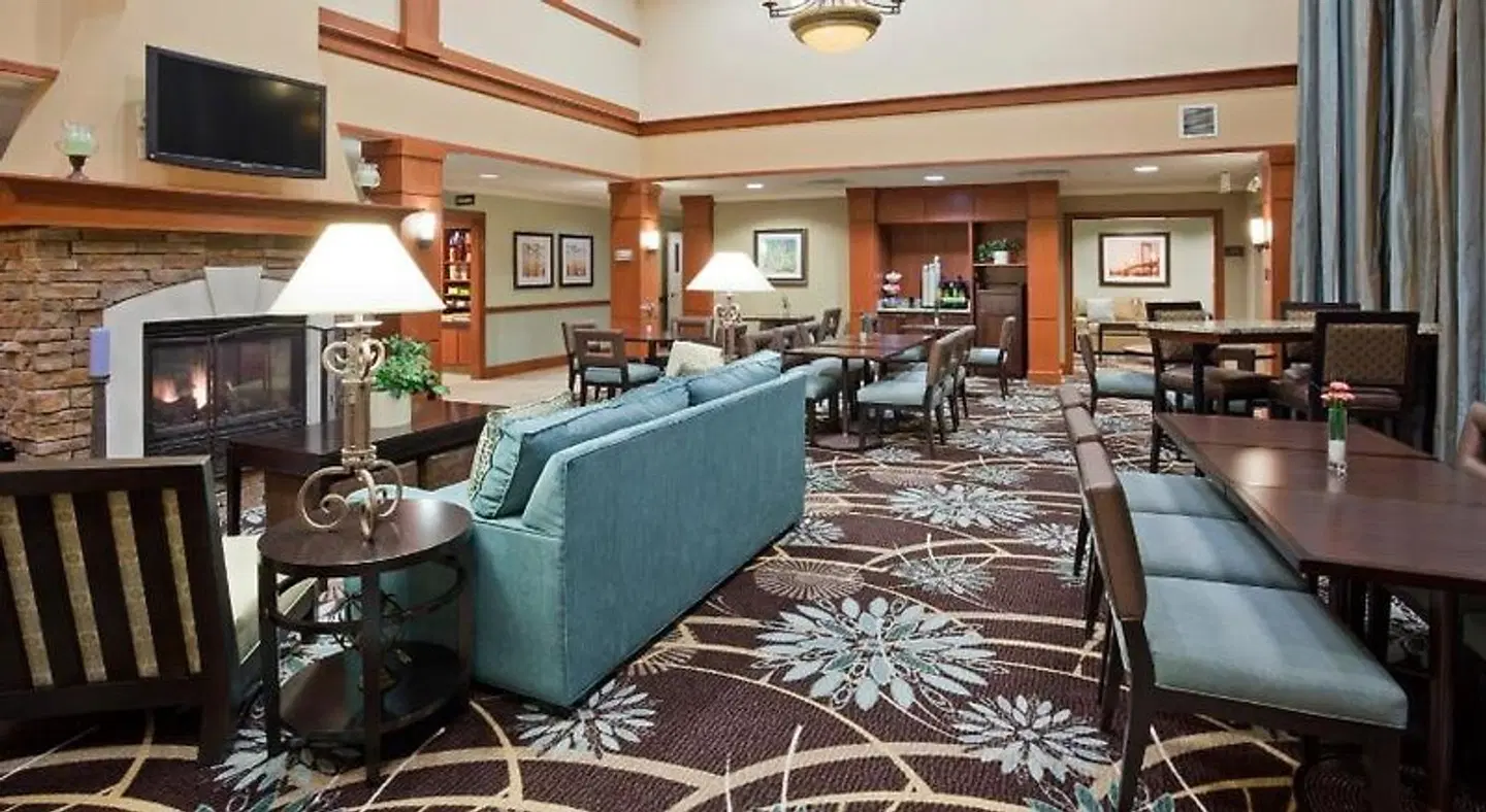 Staybridge Suites Eagan Arpt South Mall Area by IHG LOUNGE_LOBBY