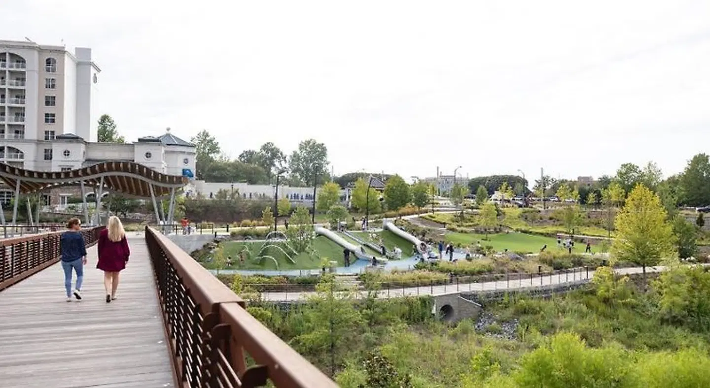 Staybridge Suites Charlotte-Ballantyne by IHG LANDSCAPE
