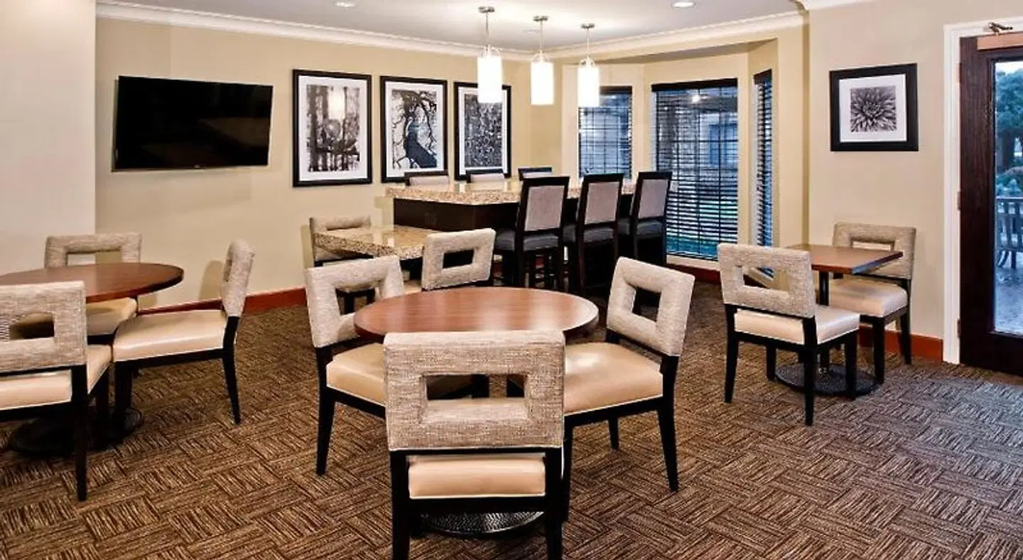 Staybridge Suites Charlotte-Ballantyne by IHG LOUNGE_LOBBY