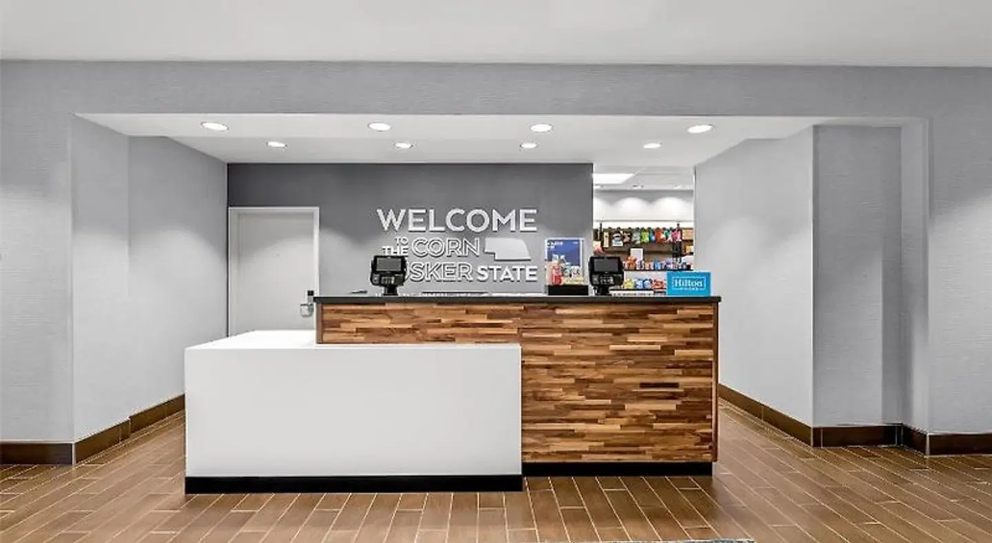 Hampton Inn Omaha/West Dodge Road (Old Mill) LOUNGE_LOBBY