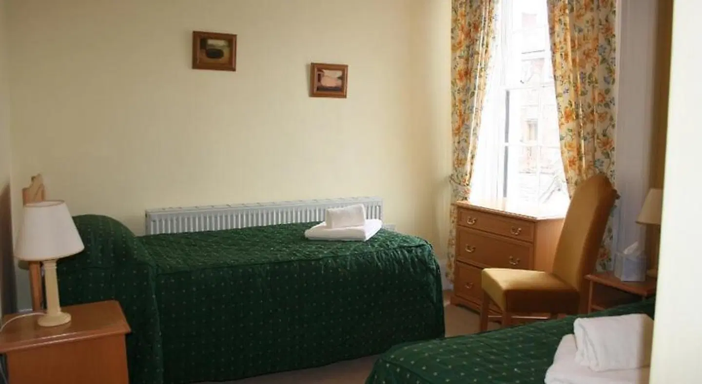 Yarn Market Hotel ROOM_EXAMPLE