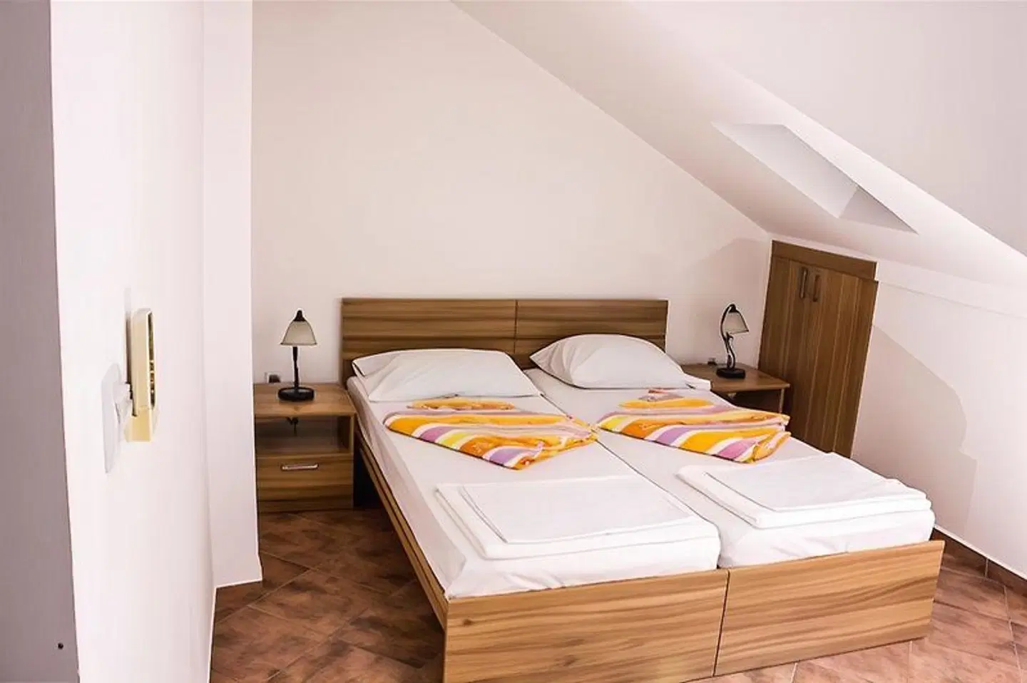 D & Sons Apartments ROOM_EXAMPLE