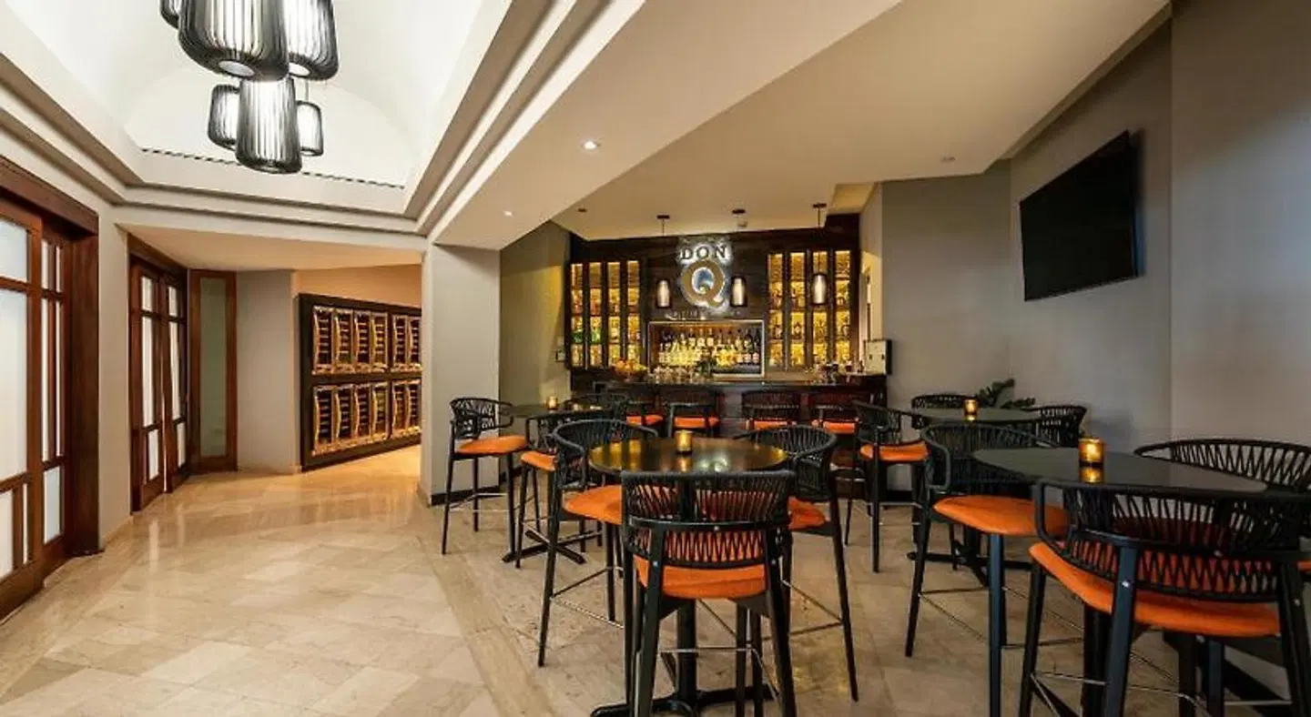 Hilton Ponce Golf & Casino Resort Bar