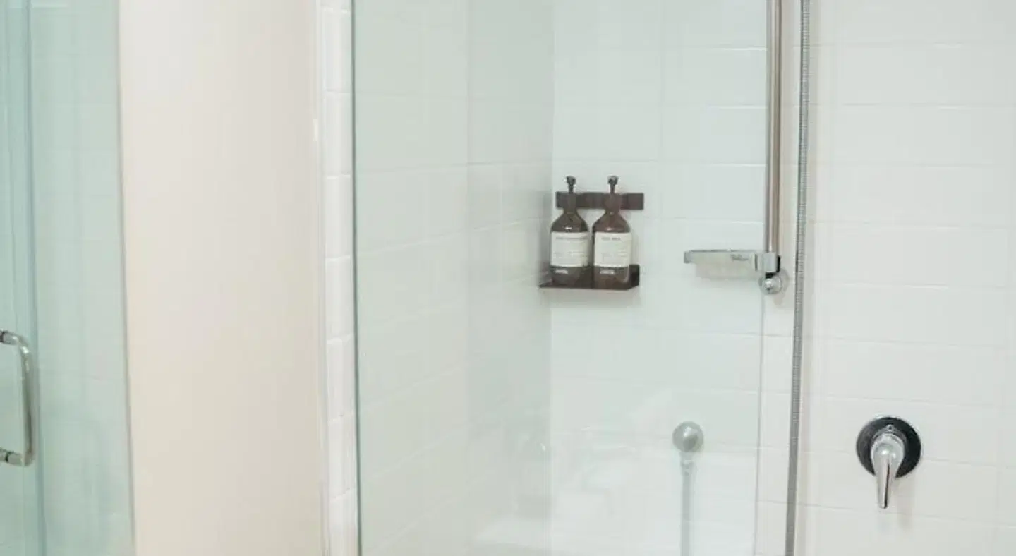 Auckland City Hotel - Hobson St Badezimmer