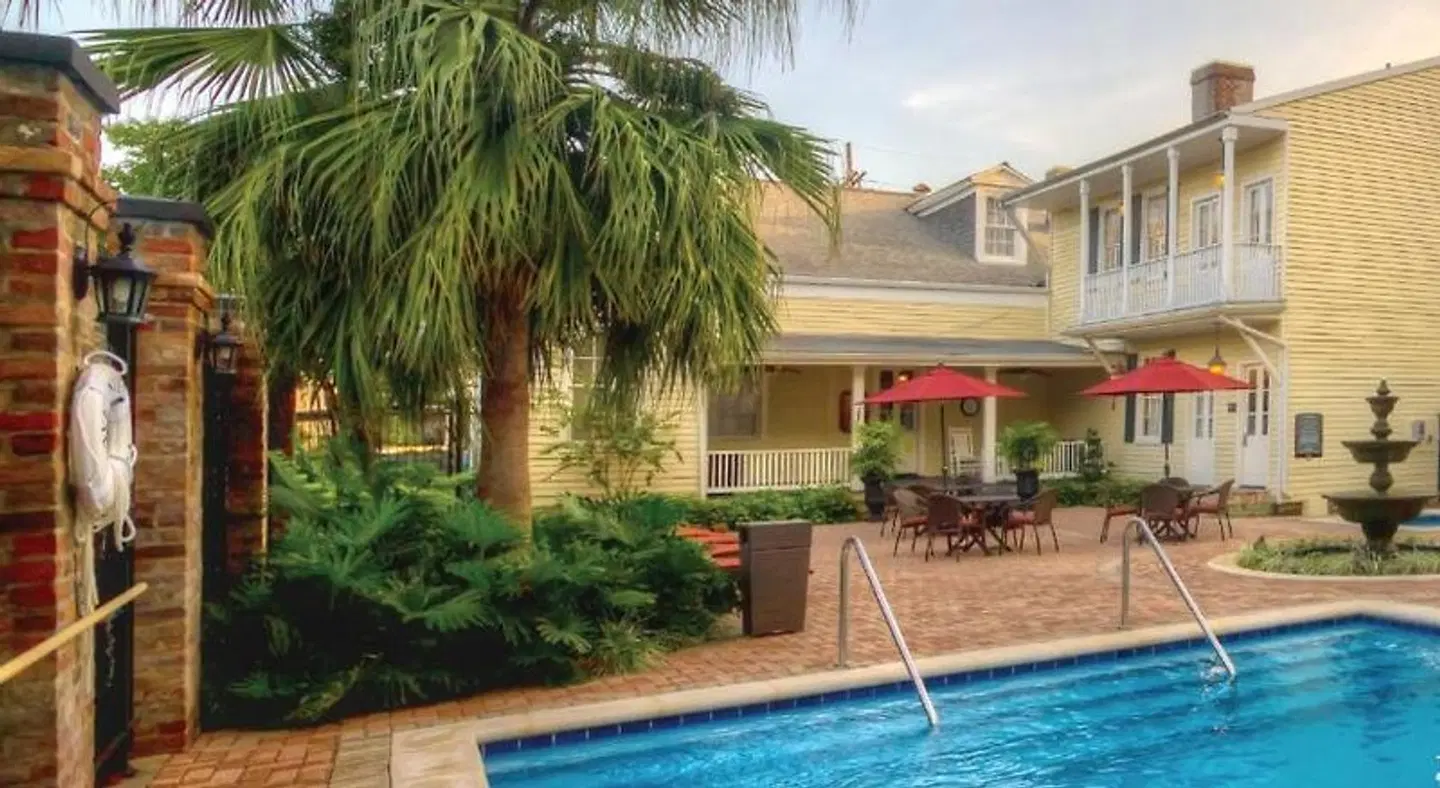 Club Wyndham Avenue Plaza OUTDOOR_POOL