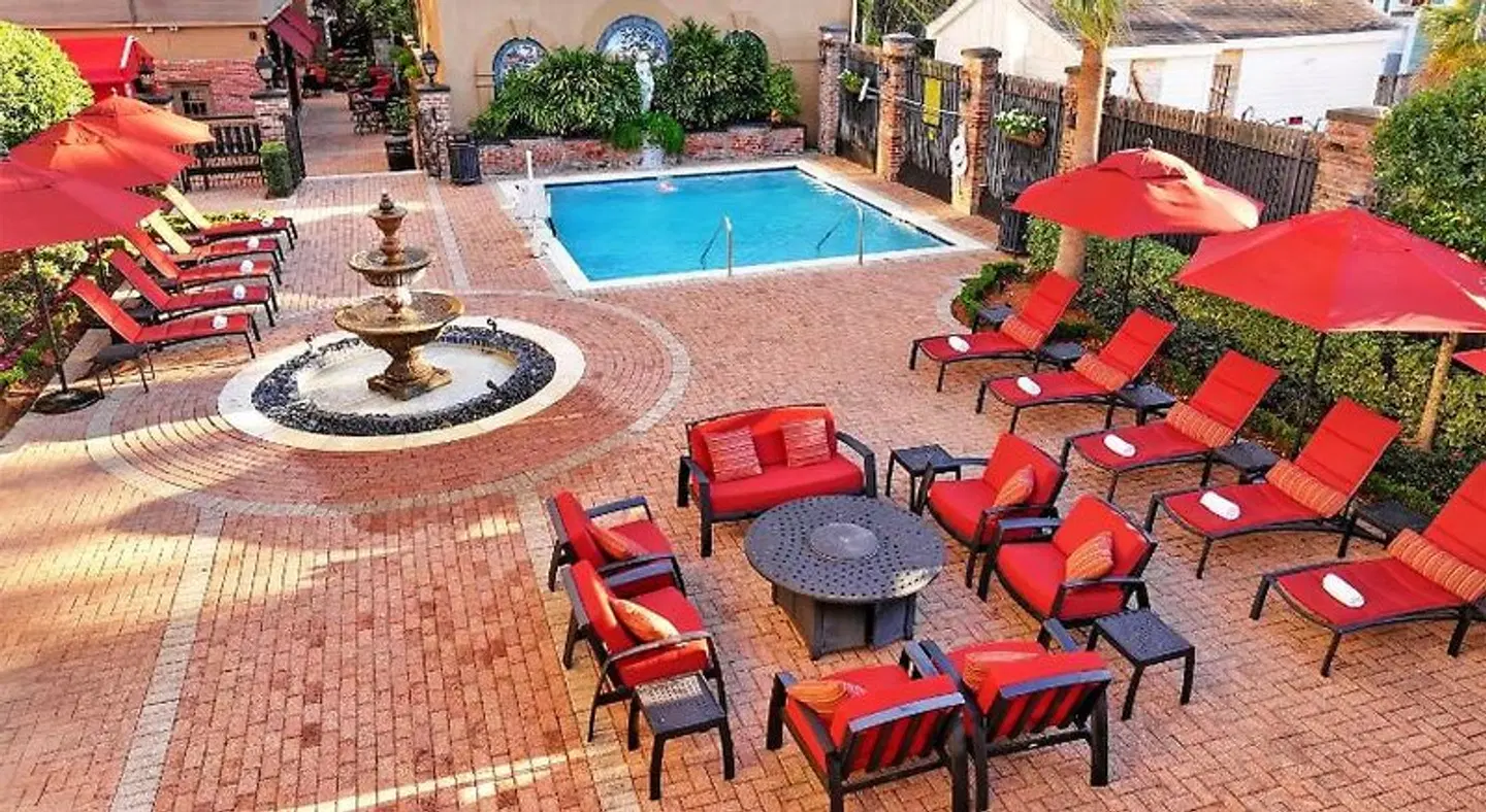 Club Wyndham Avenue Plaza OUTDOOR_POOL