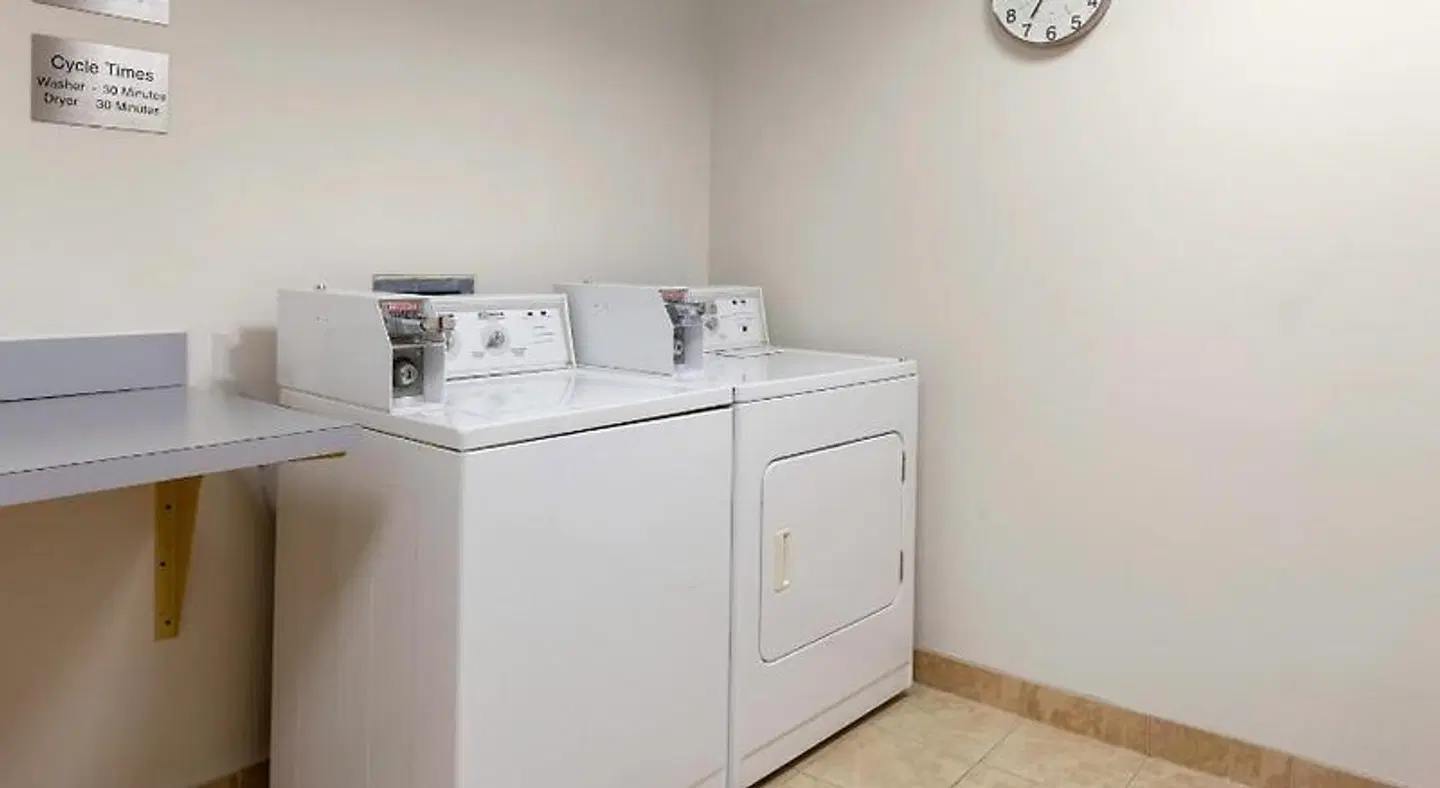 Fairfield Inn & Suites by Marriott Charlotte Matthews ROOM_EXAMPLE