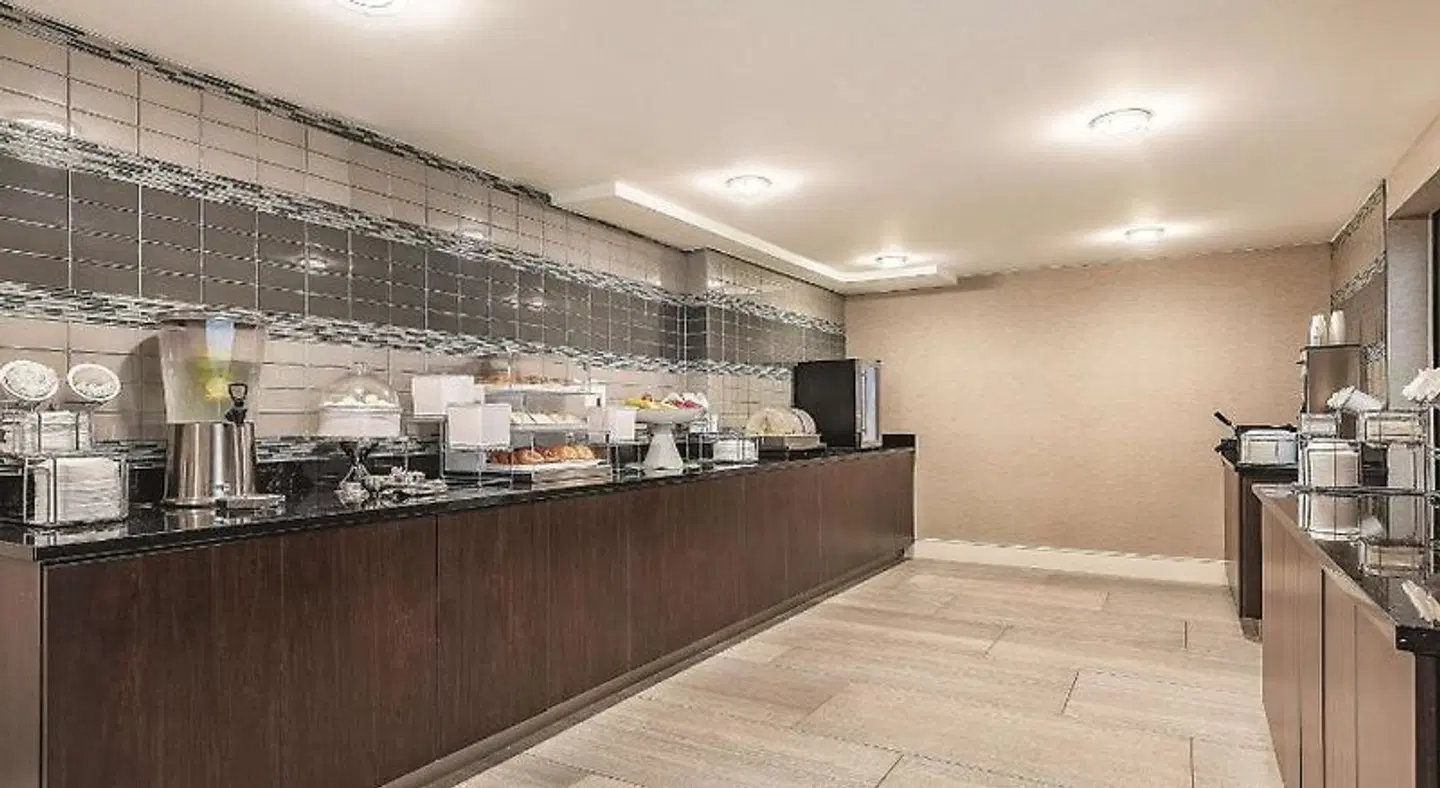 La Quinta Inn & Suites Salem, NH HEALTH_BEAUTY