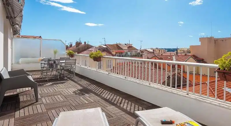 ibis Styles Menton Centre – Hotelfoto