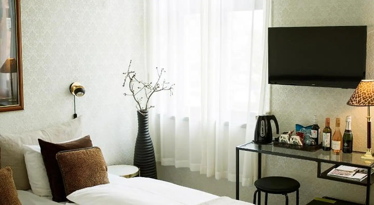 Park Hotel ROOM_EXAMPLE