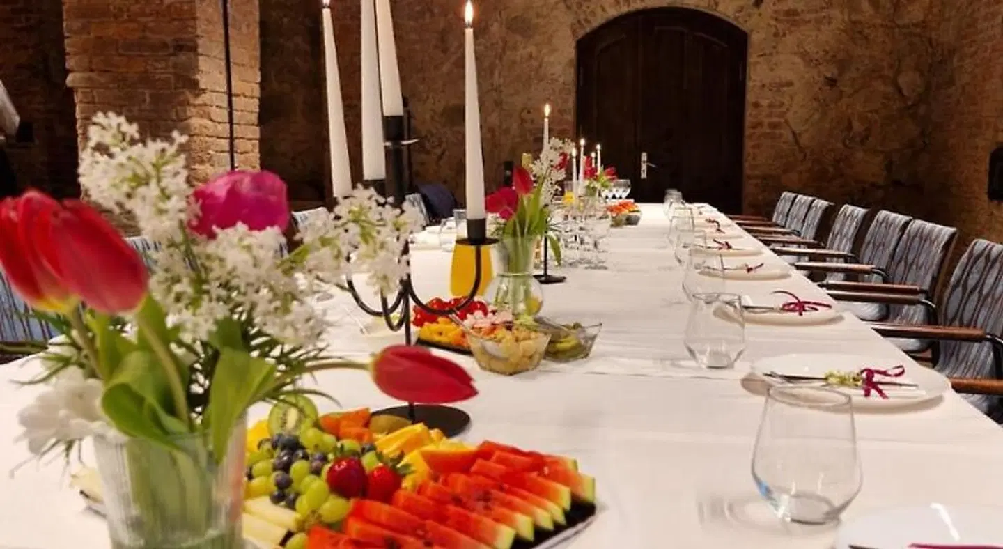 Park Bruzis Restaurant