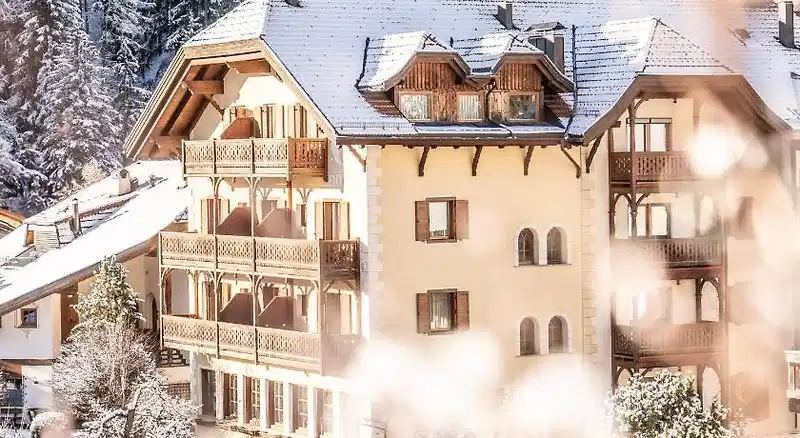 Luna Mondschein – Hotelfoto