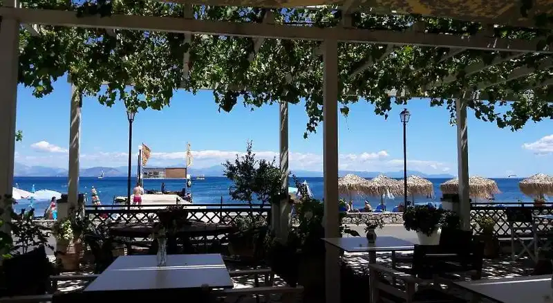 Eros Beach Hotel – Hotelfoto
