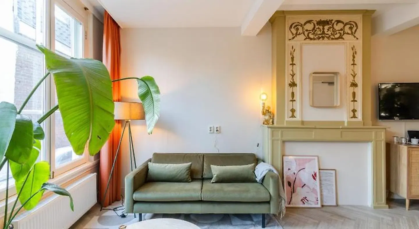 Brass ROOM_EXAMPLE