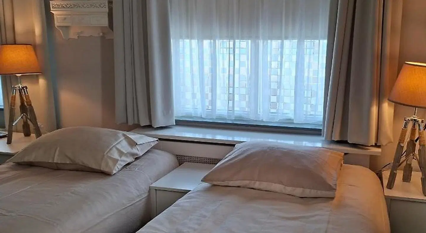 LandLust Guesthouse Amsterdam Area ROOM_EXAMPLE