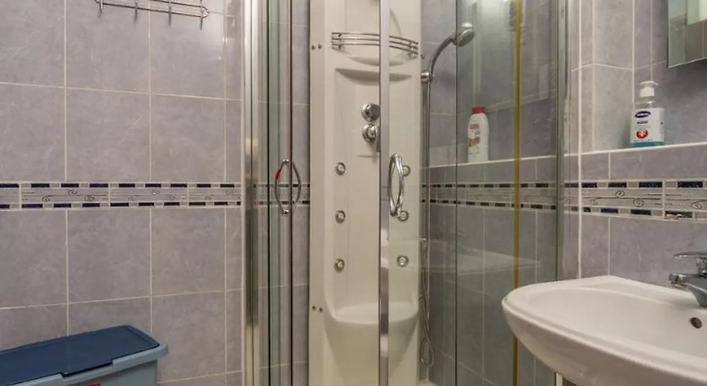 Apartment City Badezimmer