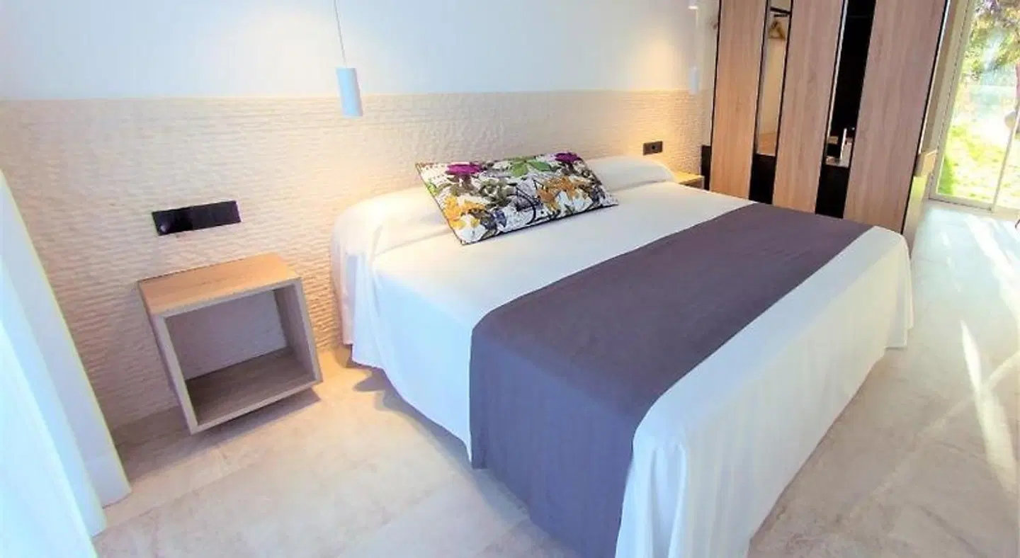 Botaniq Hotel Boutique ROOM_EXAMPLE