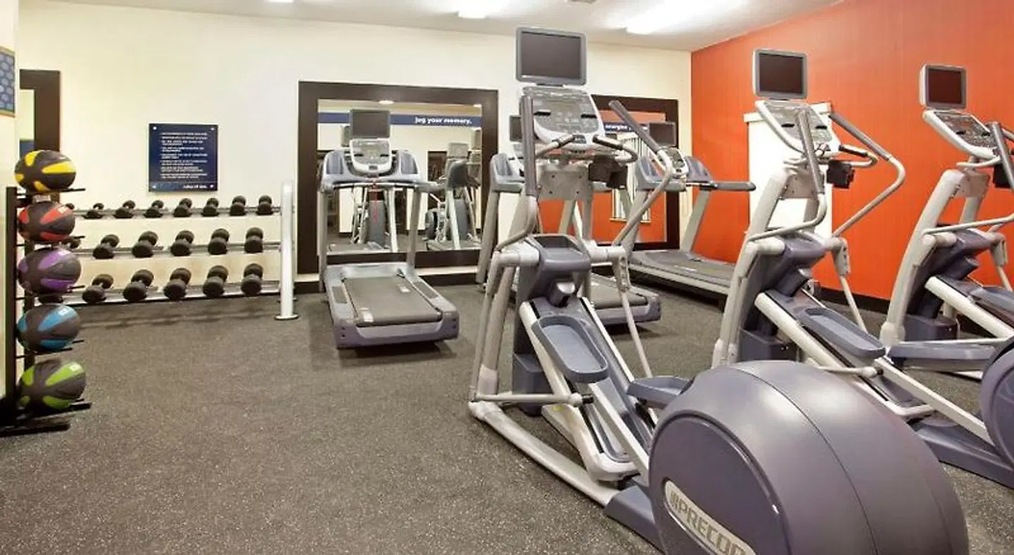 Hampton Inn & Suites El Paso-Airport SPORTS_AND_LEISURE