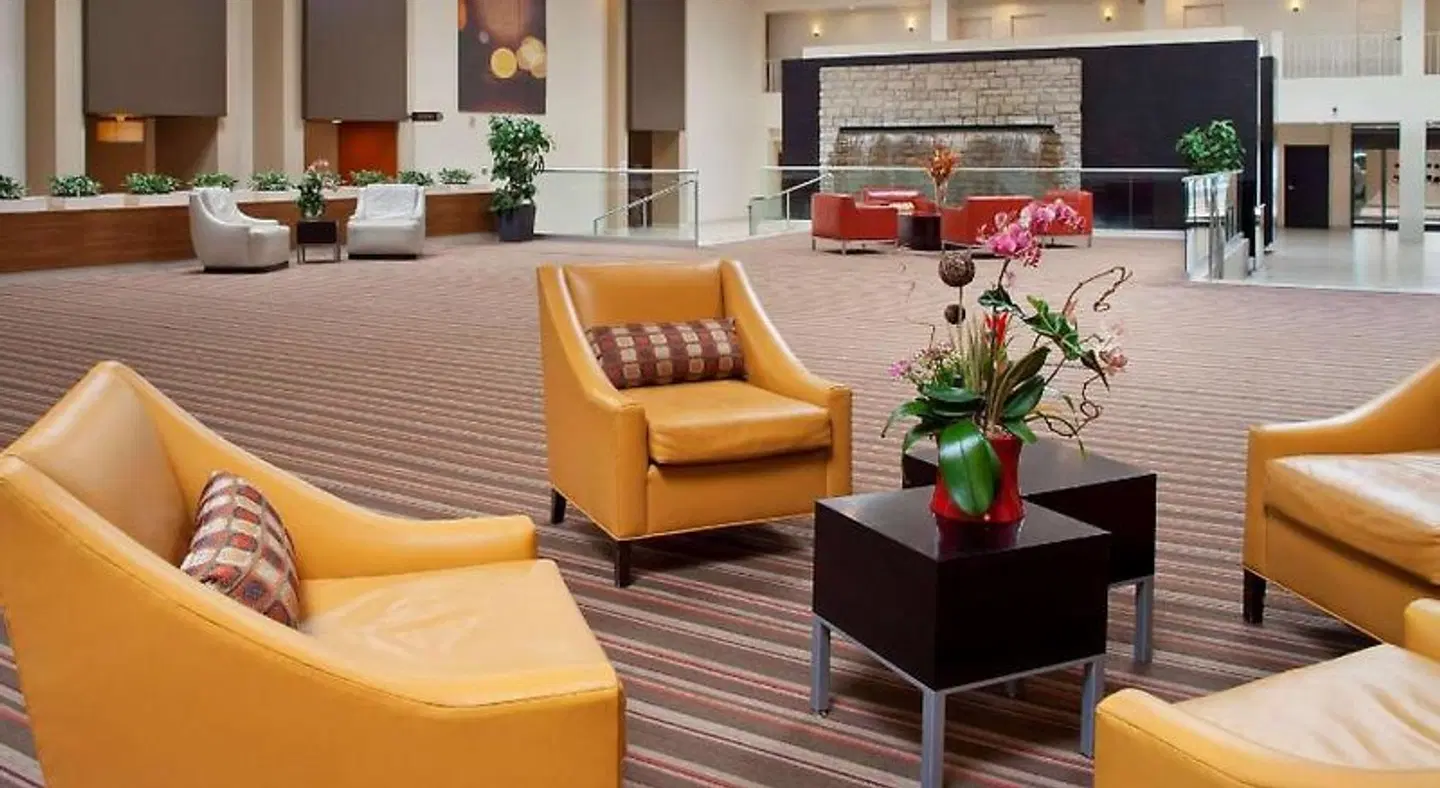 DoubleTree by Hilton Columbus/Worthington LOUNGE_LOBBY