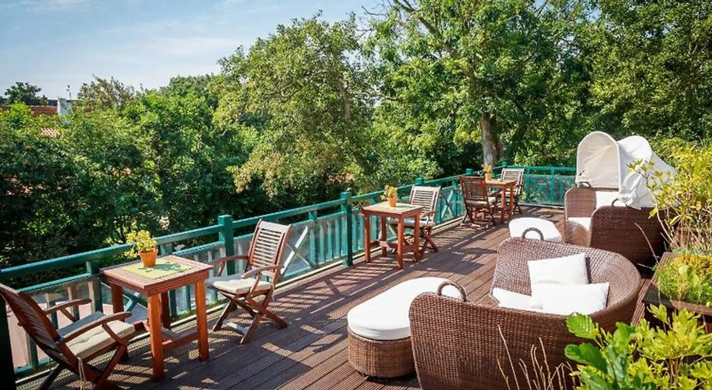 Spiekerooger Leidenschaft - Hotel Künstlerherberge Terrasse