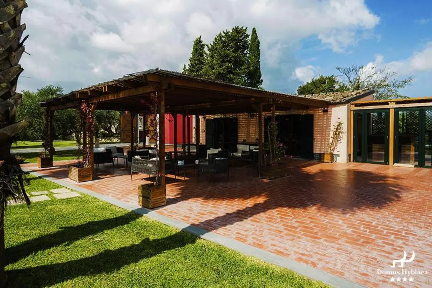 Domus Hyblaea EXTERIOR